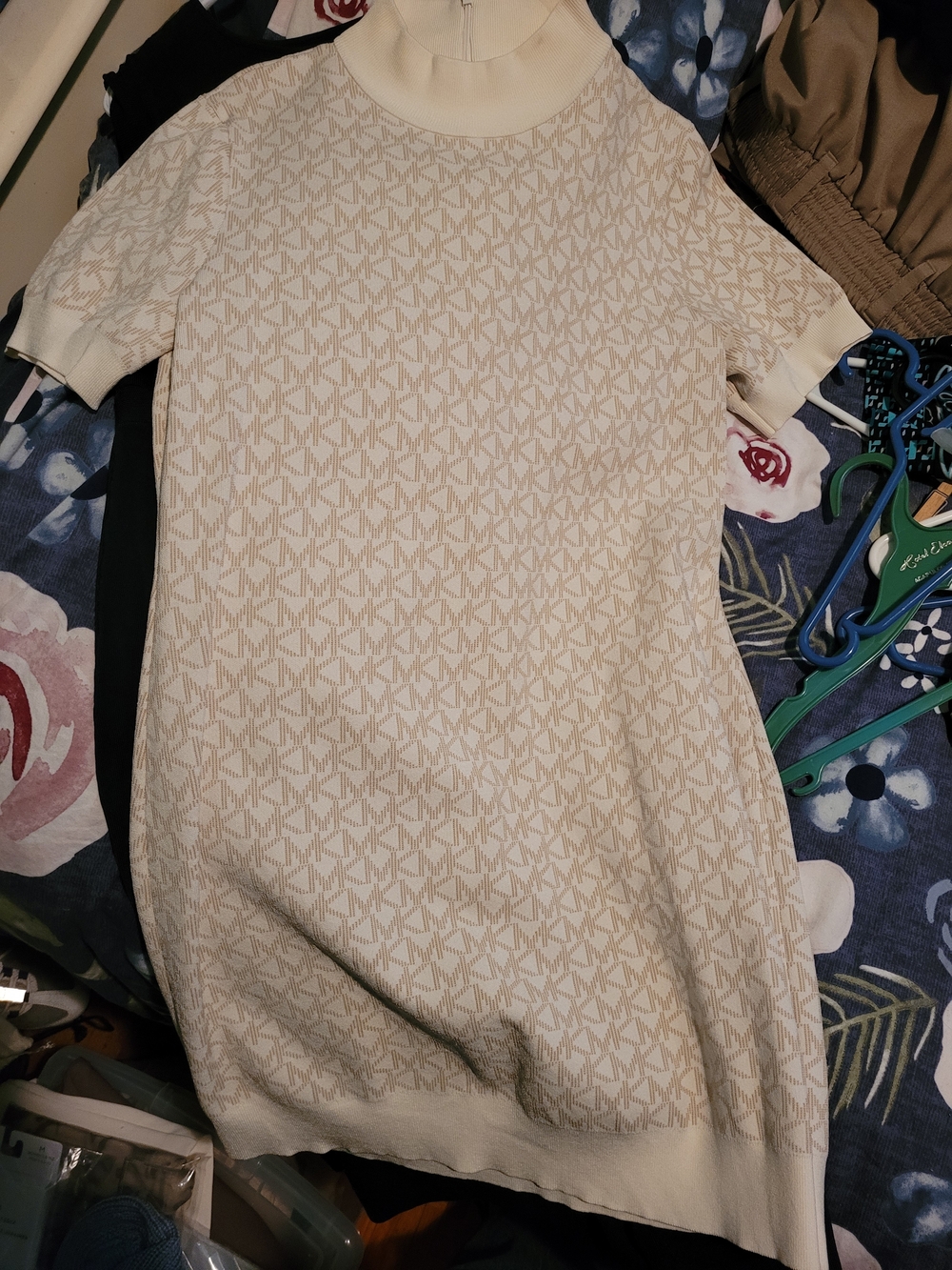 Cream Short-Sleeve Knit Dress with Subtle Monogram